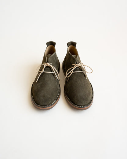 Chukka boots